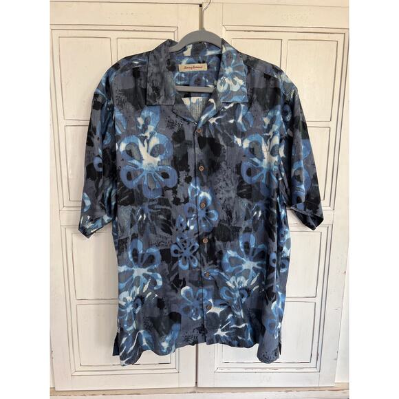 Tommy Bahama Other - Tommy Bahama size XL silk button down shirt